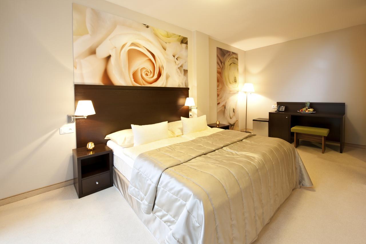 Hotel Velka Fatra Turčianske Teplice Εξωτερικό φωτογραφία