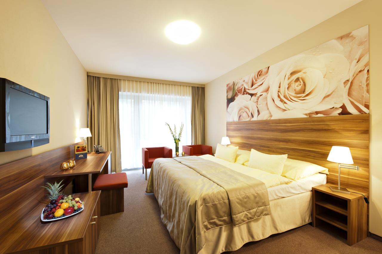Hotel Velka Fatra Turčianske Teplice Εξωτερικό φωτογραφία